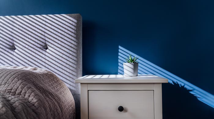Nightstand/Higa table