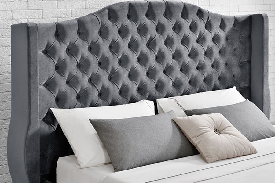 1268 Luxury Style Fabric upholstery Upholstered Bed