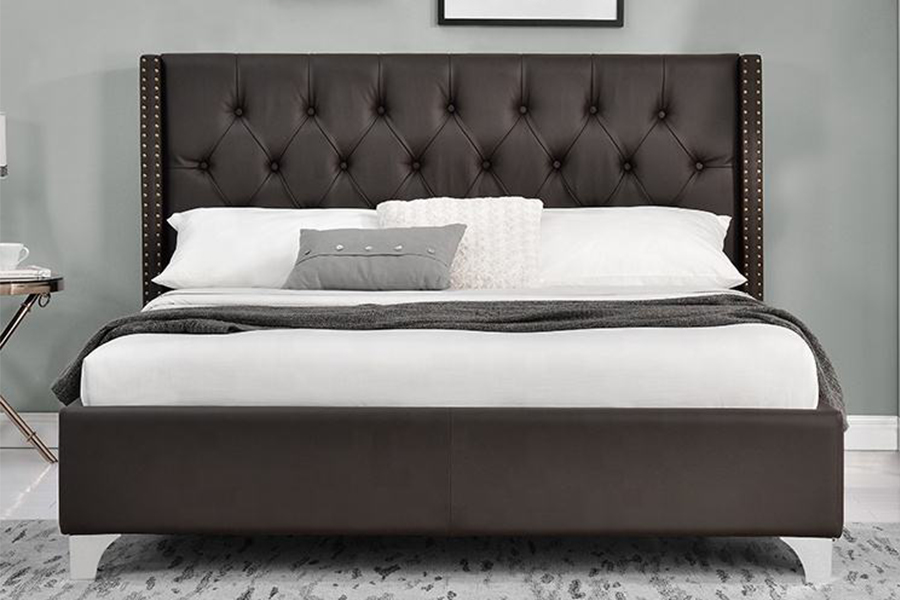 1210 Wing Design Classical Studs Upholstered Bed