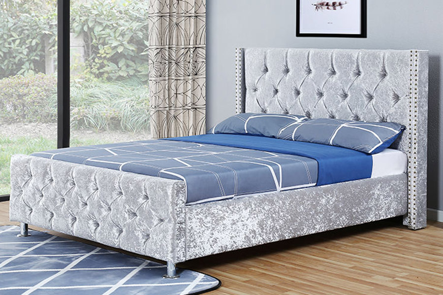 1357 Wooden frame leather material Upholstered Bed