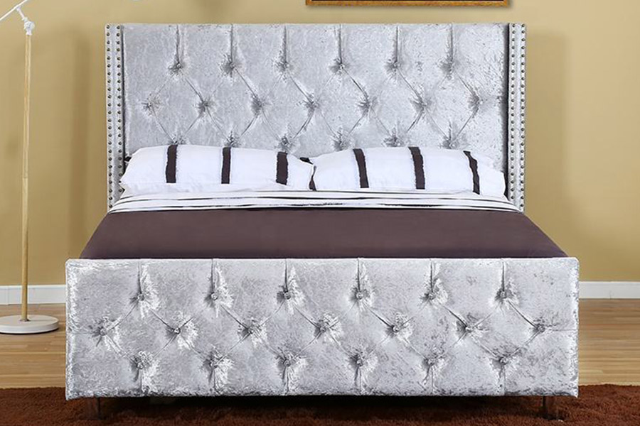 1357 Wooden frame leather material Upholstered Bed