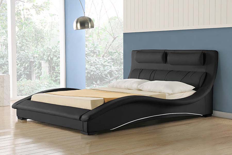 1840 Classic Curved Design Leather Upholstered Bed