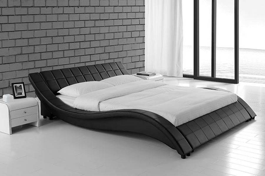 1840 Classic Curved Design Leather Upholstered Bed