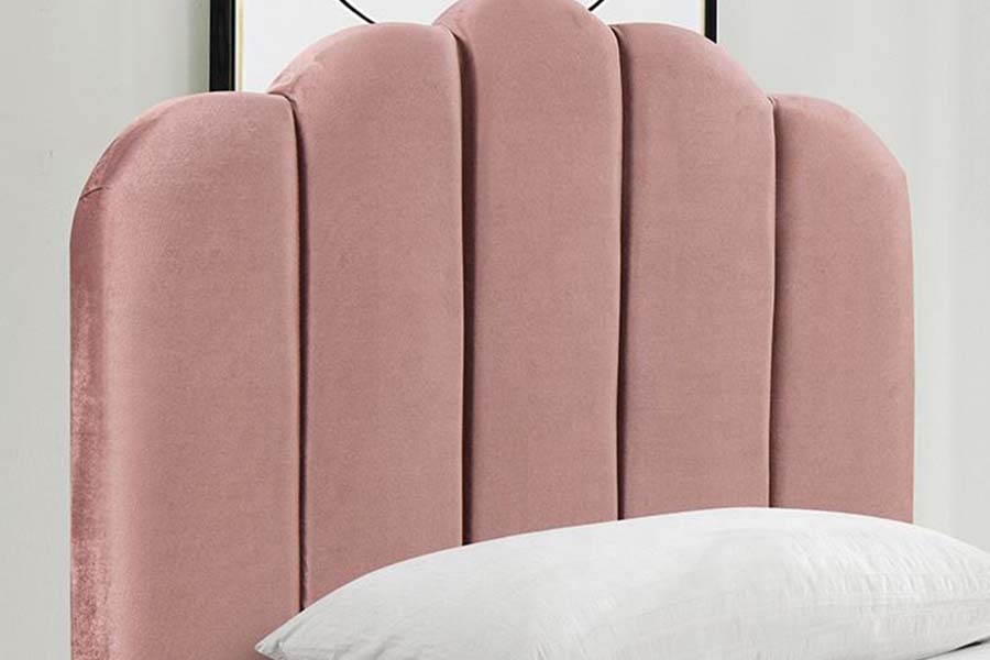 1655 Pink Linen Fabric Platform Bed Upholstered Bed