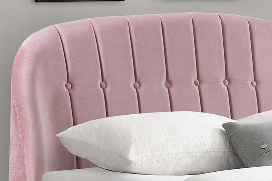 1598 Pink Velvet Fabric na may Wooden Panel Upholstered Bed