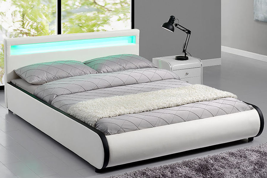 1125-1 Double PU Leather Solid Wood Upholstered Bed
